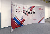 AIDS-Hilfe e.V. Messerückwand ISOframe Wave AIDS-Hilfe e.V. Messerückwand ISOframe Wave