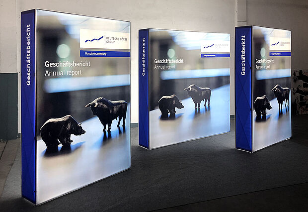 Deutsche Börse LED-Messewand GRID Lightbox 2 Deutsche Börse LED-Messewand GRID Lightbox 2