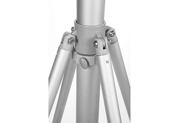 Giant Pole details