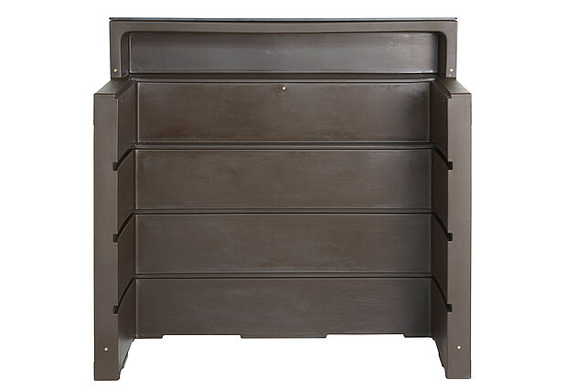 Cordiale counter brown back 2 Cordiale counter brown back 2
