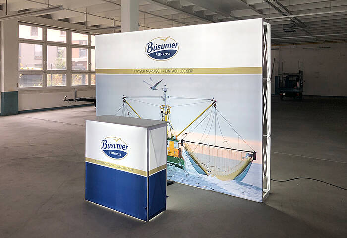 Büsumer Fischerei Gesellschaft LED exhibition wall GRID Lightbox 3