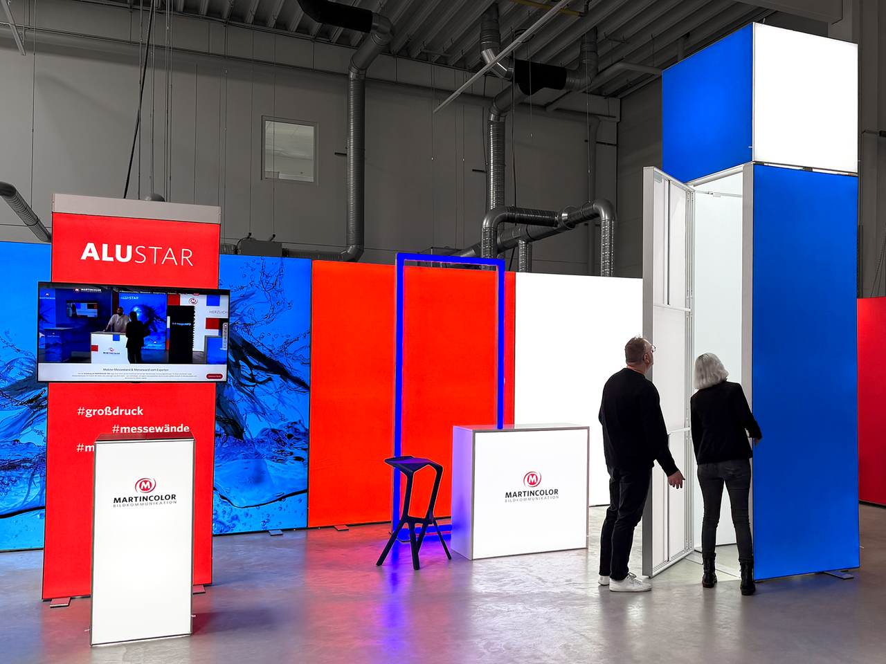 More dimension at the fair: ALU STAR LED exhibition stand with 4m tower