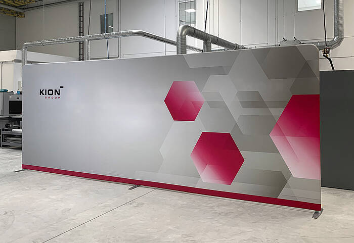 KION GROUP AG back wall ZippWall Straight KION GROUP AG back wall ZippWall Straight