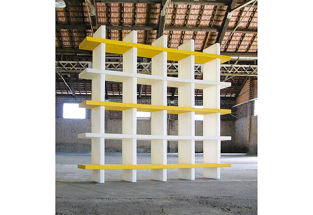 Mybook white and yellow Mybook white and yellow