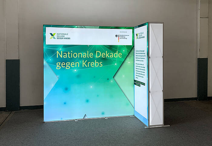 Bundesministerium für Bildung & Forschung mobile LED exhibition wall GRID Lightbox 2 Bundesministerium für Bildung & Forschung mobile LED exhibition wall GRID Lightbox 2