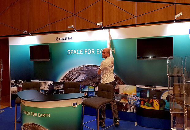 EUMETSAT ISOframe Wave exhibition stand 2
