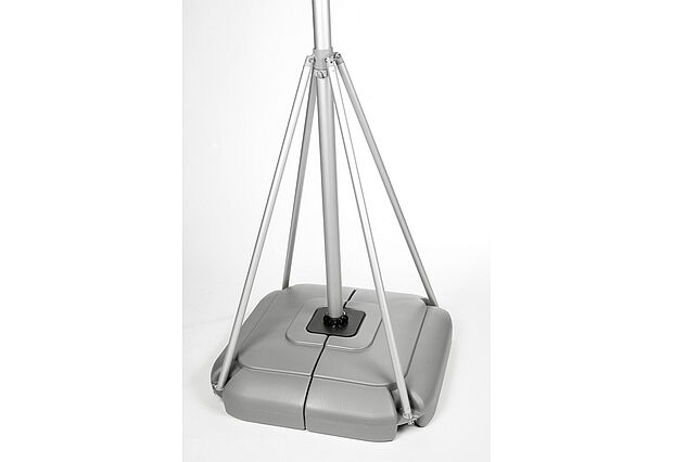 Giant Pole stand