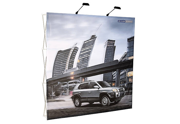 Expand BigFabric Messewand mit Spots 2