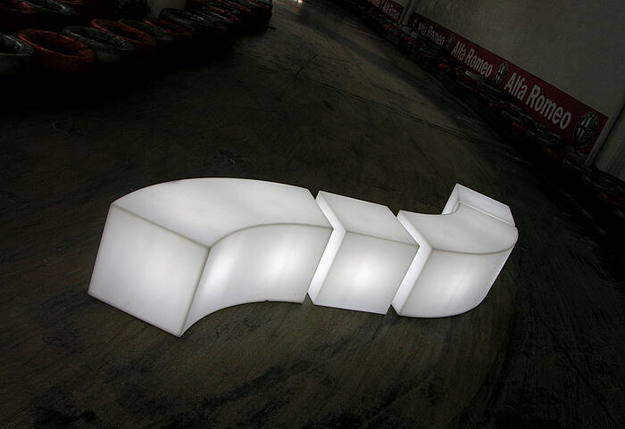 SNAKE seating element Example 5 SNAKE seating element Example 5