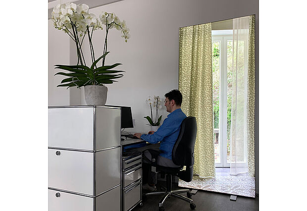 ADO Goldkante ALU LightUp LED-Messewand