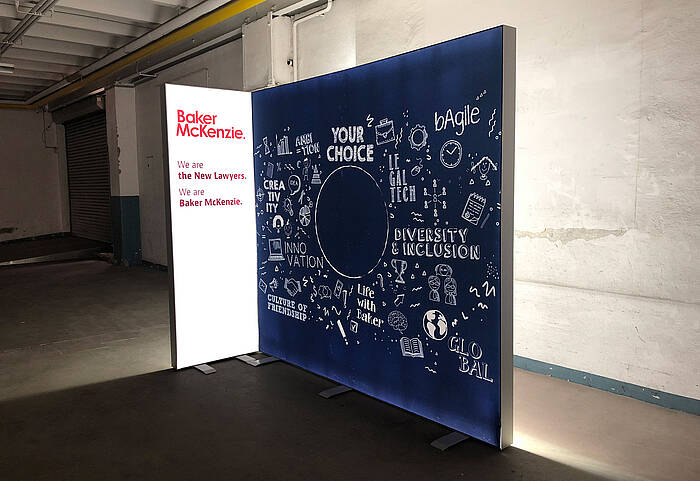 Baker McKenzie OCTAlumina LED-Messestand Ecke 2 Baker McKenzie OCTAlumina LED-Messestand Ecke 2