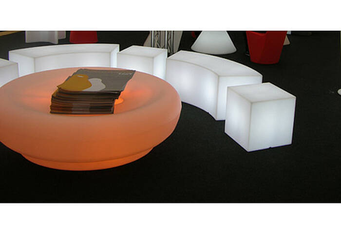 SNAKE seating element Example 17 SNAKE seating element Example 17