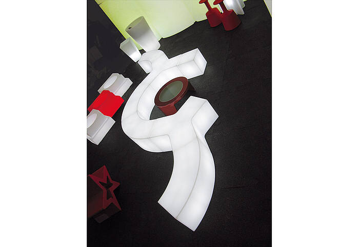 YPSILON luminous seat Example 5