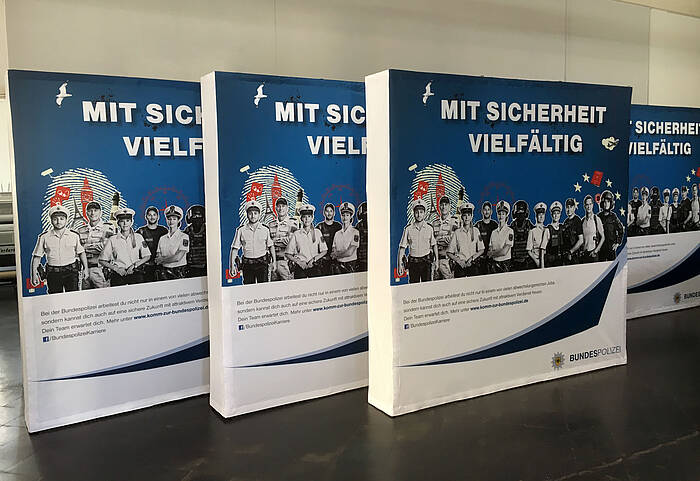 Bundespolizei Easy Fabric textile folding walls