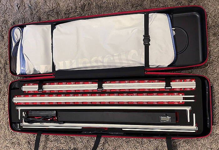 GLOW UP Battery transport case Inside GLOW UP Battery transport case Inside