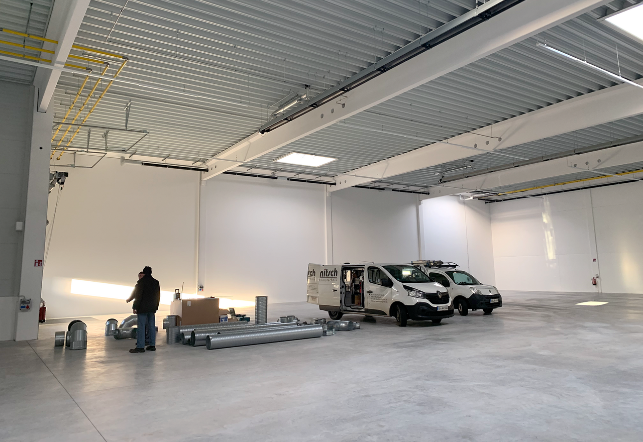 MARTINCOLOR moving 2