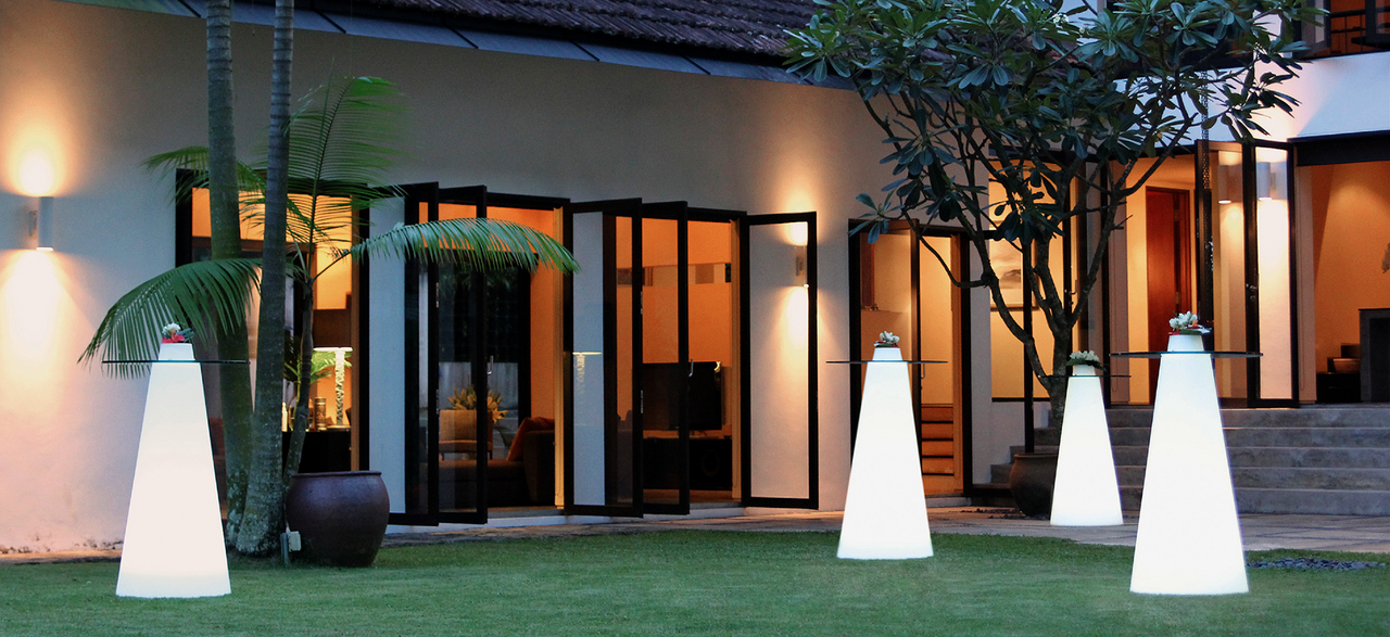 Luminous outdoor furniture