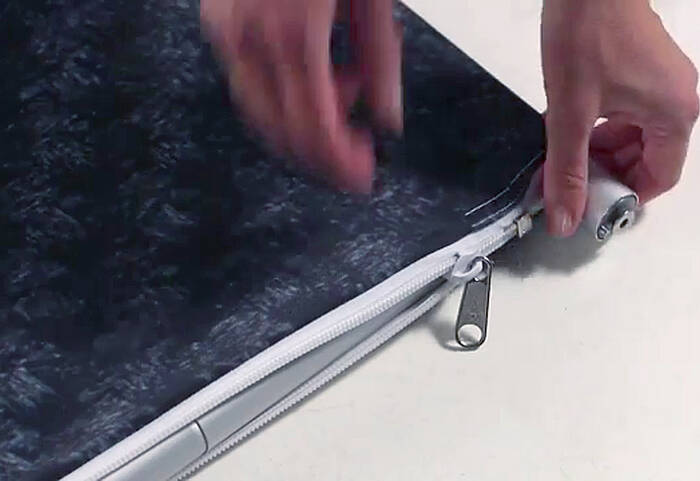 ZippWall Straight assembly 6 ZippWall Straight assembly 6