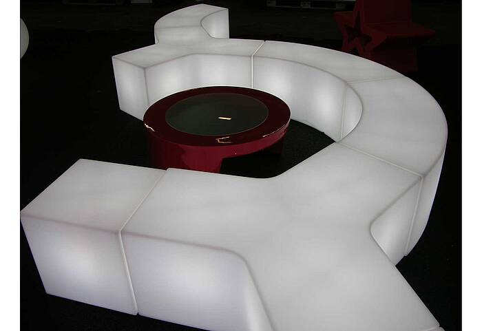 YPSILON luminous seat Example 6 YPSILON luminous seat Example 6