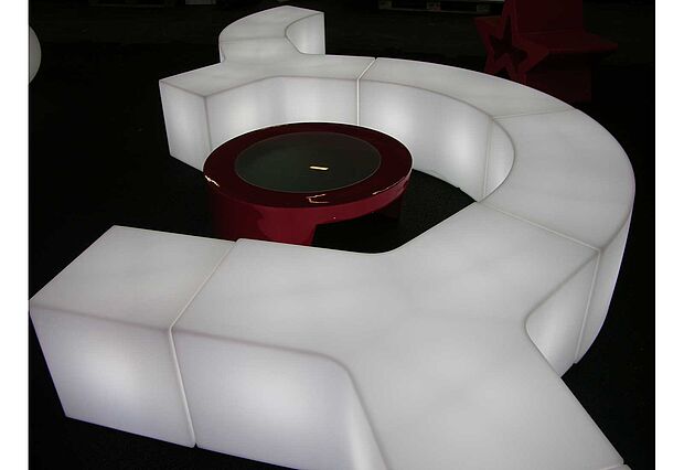 YPSILON luminous seat Example 6 YPSILON luminous seat Example 6