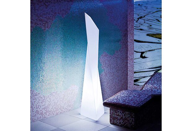 MANHATTAN luminous pillar Example 5 MANHATTAN luminous pillar Example 5