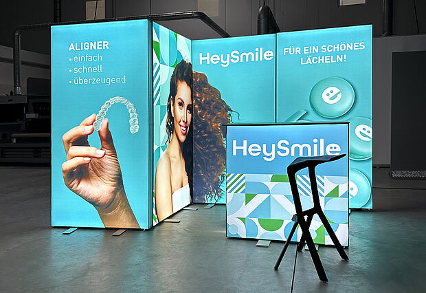 Kaladent AG LED-Messestand Variante 2