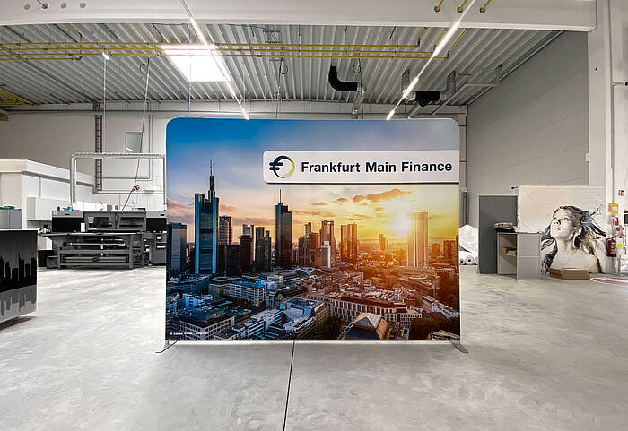 Frankfurt Main Finance e.V. ZippWall Straight Frankfurt Main Finance e.V. ZippWall Straight