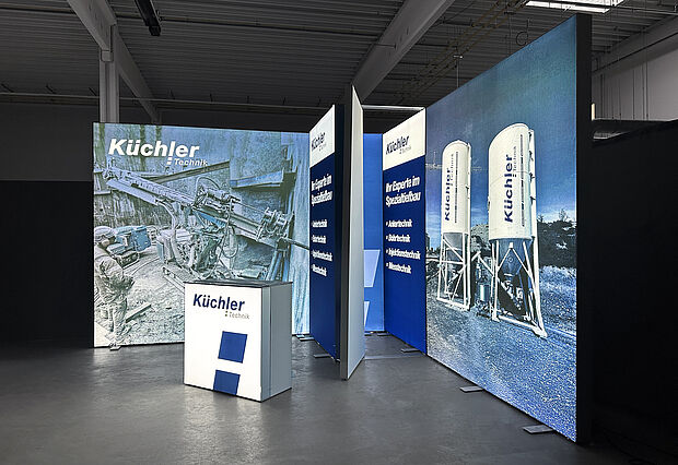 Küchler Technik AG - LED exhibition stand with storage space Küchler Technik AG - LED exhibition stand with storage space
