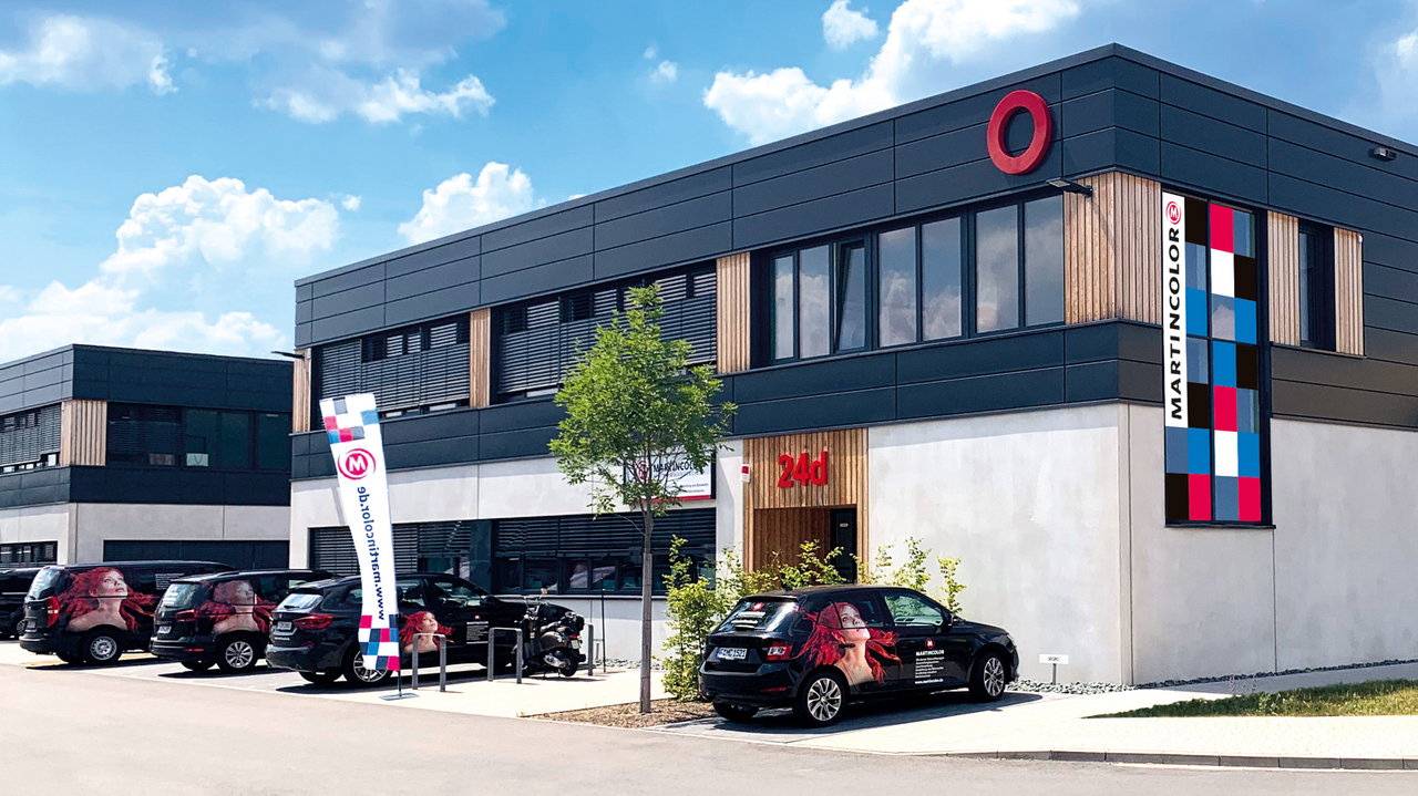 MARTINCOLOR's office building and showroom in Frankfurt-Rödelheim