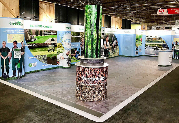 Stand-ON exhibition floor Example 9
