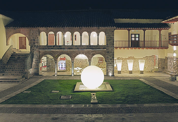 Luminous ball GLOBO Example 9 Luminous ball GLOBO Example 9
