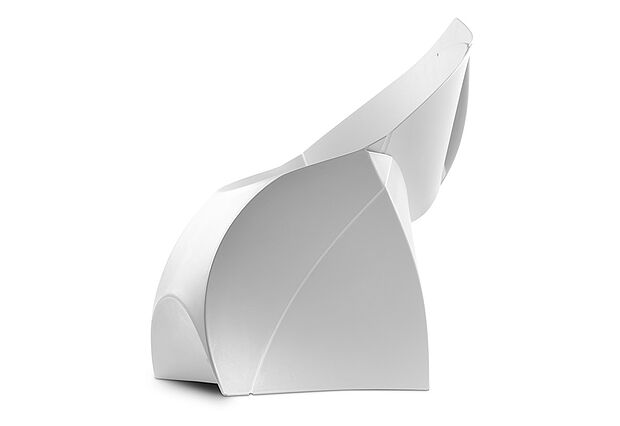 Flux Chair Weiß Seitenansicht rechts Flux Chair Weiß Seitenansicht rechts