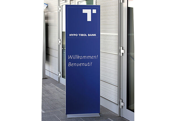 iPoint Infoständer Beispiel 2 iPoint Infoständer Beispiel 2