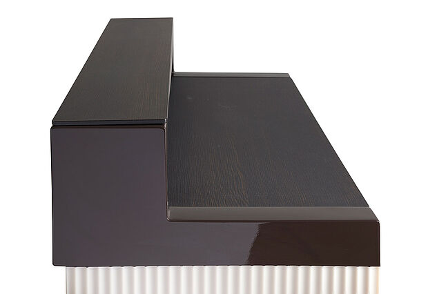 Cordiale counter side view Cordiale counter side view