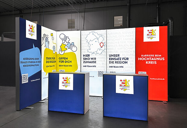 Hochtaunuskreis - LED Messestand mit Leuchttheken 3