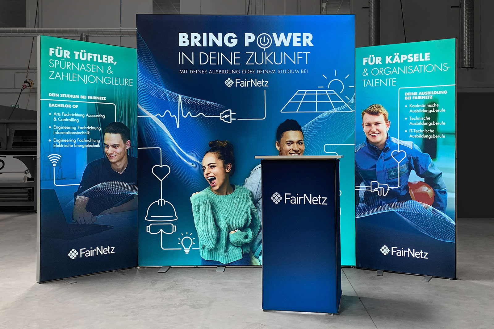 LED exhibition stand - ALU LightUp, PIXLIP POP + OCTAlumina standing table