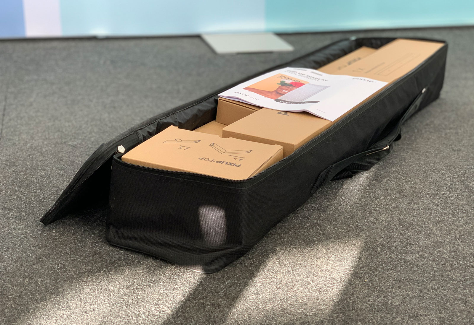 PIXLIP POP illuminated display