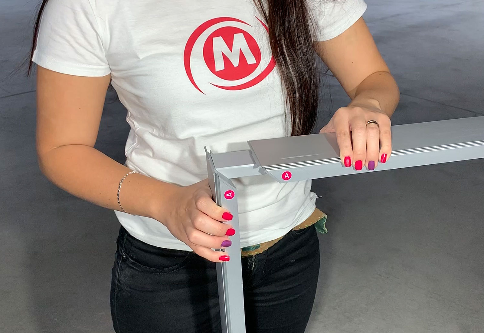 PIXLIP POP illuminated display